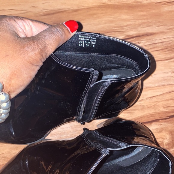 Aldo patent leather boots - Picture 2 of 5